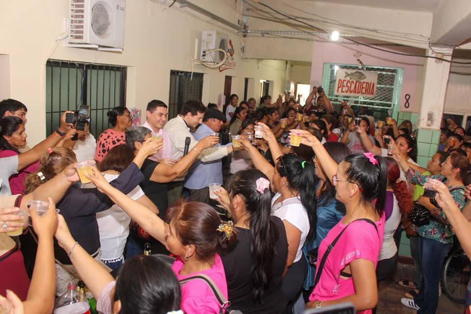 GUEMES brindis organizado por la Municipalidad, celebramos el dia de las madres